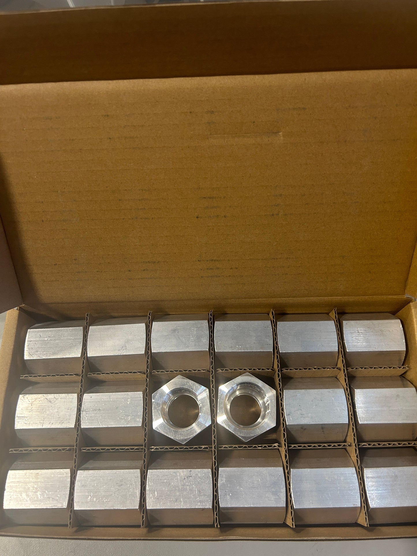 JS005-34NOK-RV2 (Adaptor NOKIA RRH to 3/4" Seal Tight)